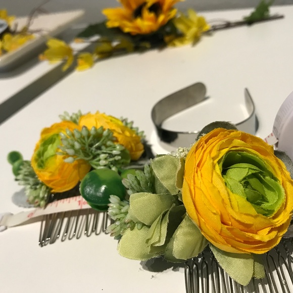 Wedding Corsage Hand Crafted Faux Flowers Keepsake NWT NEW ITEM FINAL SALE ITEM - Picture 1 of 6